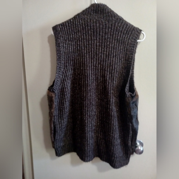 Michael Kors Sweater Faux Fur Full Zip Brown Vest Sz L - Picture 8 of 8